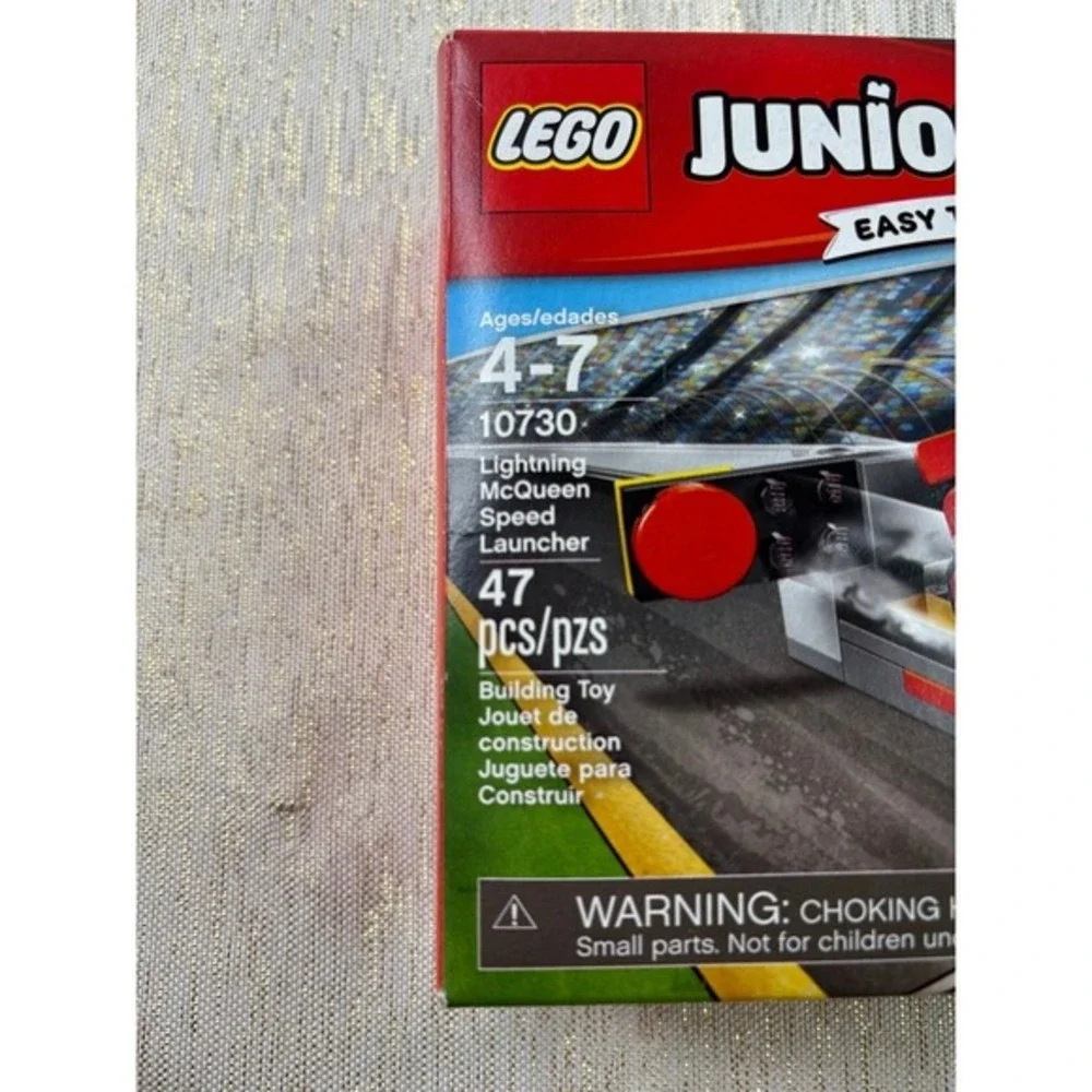 LEGO Juniors Lightning McQueen Speed‎ Launcher set (10730)